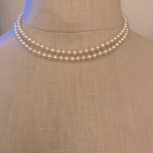 Pearl fashion necklace